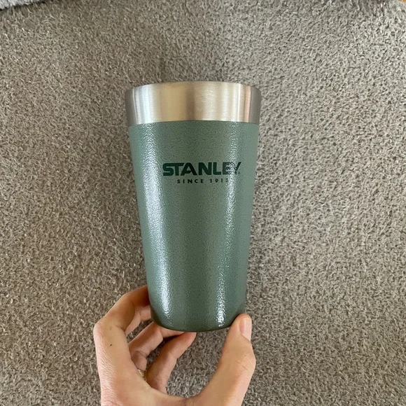 SOLD-Stanley Stay-Chill Stacking Pint Insulated Tumbler - Picture 2 of 5